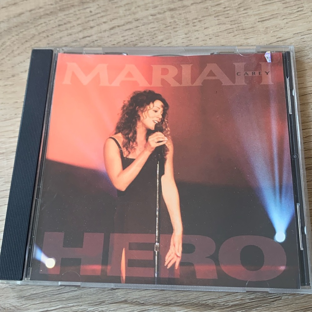Mariah Carey Hero Single Featuring a rare song